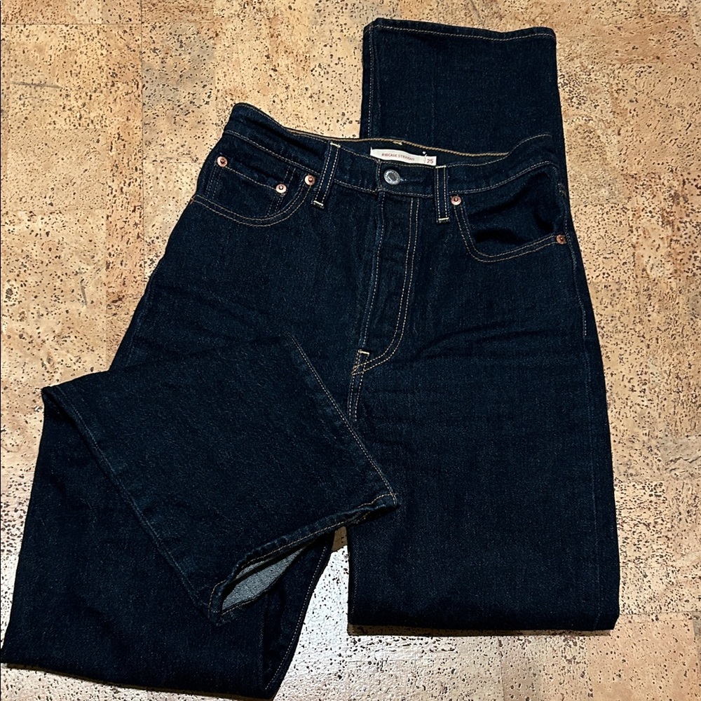 Levi’s Ribcage Straight dark blue rinse 25x32